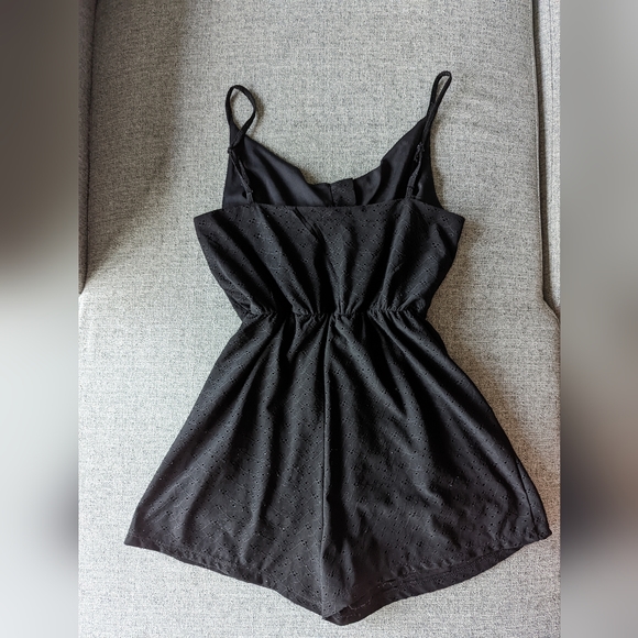 Black romper - Picture 10 of 10